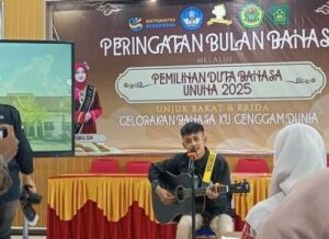 Dika Rianza, mahasiswa Prodi PBSI saat mengikuti ajang Duta Bahasa Universitas Nurul Huda pada 30 Oktober 2025.